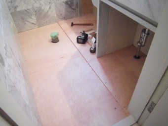 流すたびに泡でキレイ　Panasonic新型ｱﾗｳｰﾉに交換